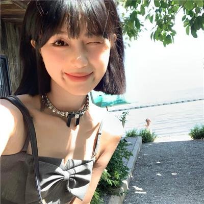编辑情人梦海报
